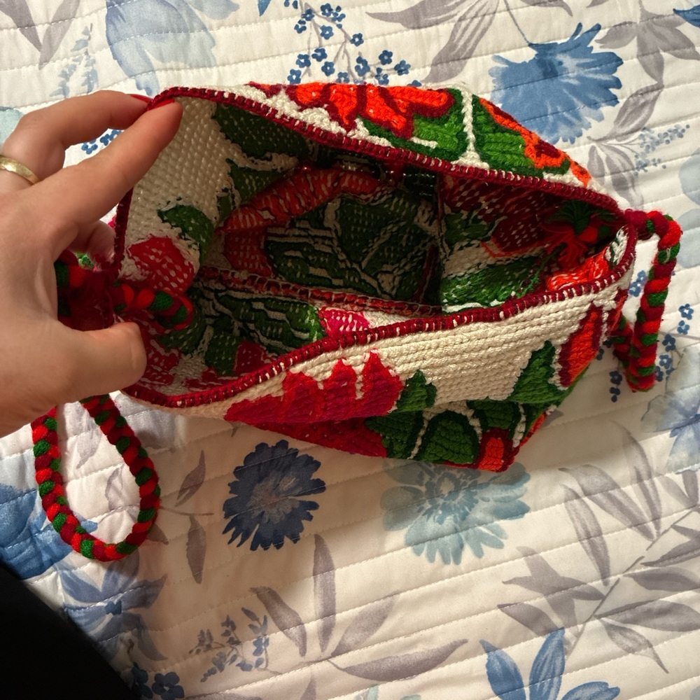 Crochet ๐งถ bundle purses - Picture 8 of 8